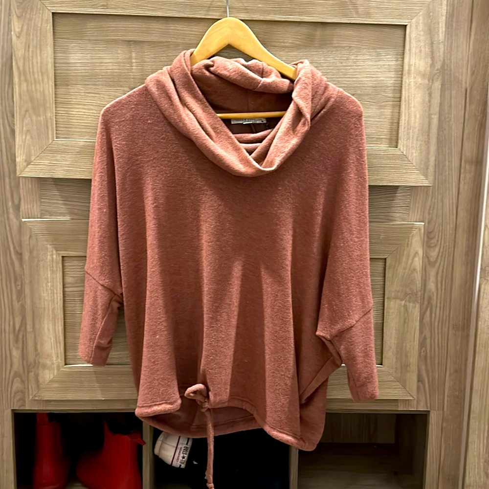 Cowl neck top